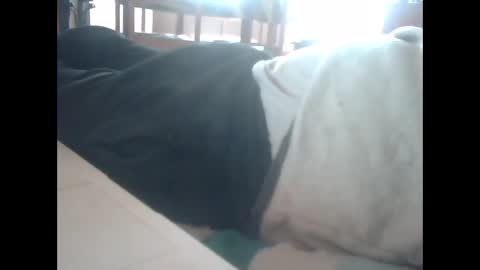 Snapshot of guizmeau72 chatting on 11, 3, 2025 guizmeau72 online show from 11, 3, 2025