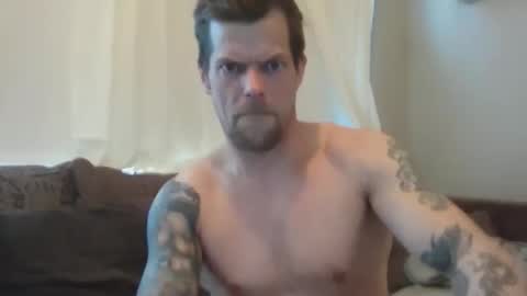 Snapshot of gunnarssonbenni33 chatting on 23, 4, 2026 gunnarssonbenni33 online show from 23, 4, 2026