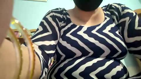 gurleen_kaur69 online show from 21, 7, 2026