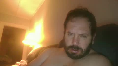 guynaked105 online show from 11, 4, 2026