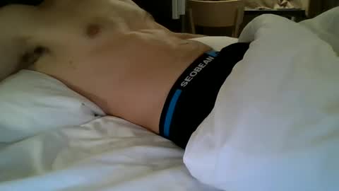 Snapshot of guywa chatting on 12, 2, 2025 Drake online show from 12, 2, 2025