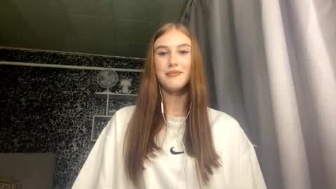 Gwen online show from 20, 9, 2025