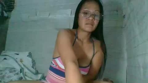 Snapshot of gwenn24 chatting on 15, 2, 2026 gwenn24 online show from 15, 2, 2026