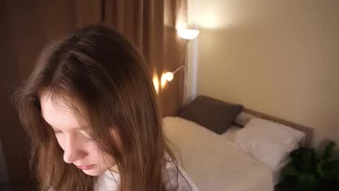 Molly online show from 15, 2, 2026