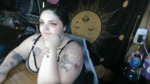 Goddess Fe online show from 16, 9, 2025