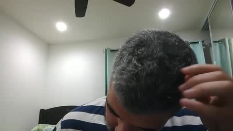 Snapshot of h0nest84 chatting on 15, 12, 2024 h0nest84 online show from 15, 12, 2024