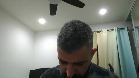 Snapshot of h0nest84 chatting on 21, 12, 2024 h0nest84 online show from 21, 12, 2024