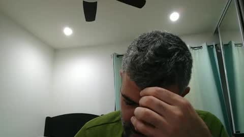 Snapshot of h0nest84 chatting on 2, 3, 2025 h0nest84 online show from 2, 3, 2025