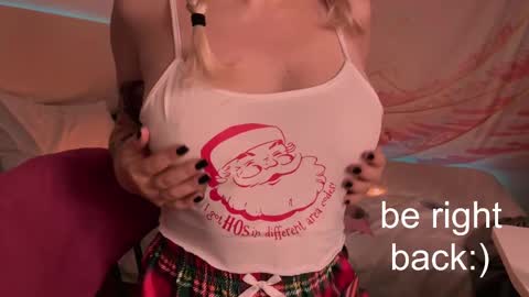 Snapshot of h2h0e chatting on 21, 2, 2025 Lana online show from 21, 2, 2025