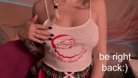 Snapshot of h2h0e chatting on 28, 2, 2025 Lana online show from 28, 2, 2025