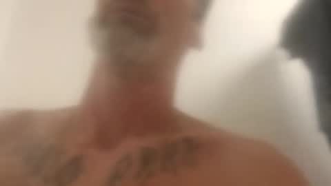 Snapshot of h333th3nz chatting on 1, 3, 2026 h333th3nz online show from 1, 3, 2026