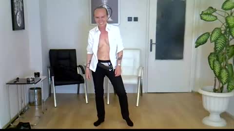 H. Blackwood online show from 3, 6, 2026