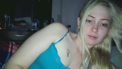 Snapshot of haileyakuma69 chatting on 30, 10, 2025 Hailey and d online show from 30, 10, 2025