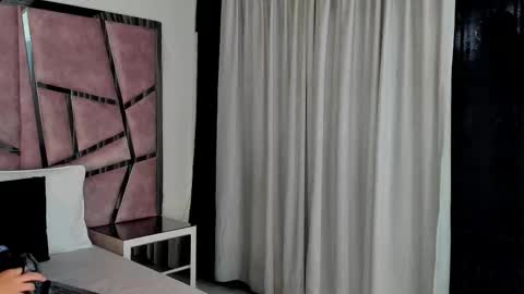 Hailey online show from 27, 9, 2025