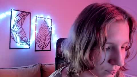 Hailey online show from 12, 11, 2025