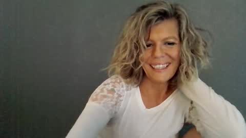 Hailey online show from 2, 3, 2026