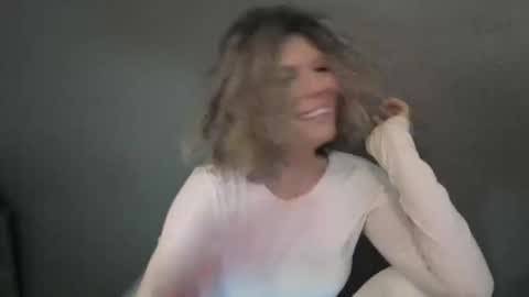 Hailey online show from 24, 4, 2026