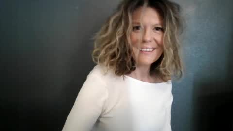 Snapshot of haileys123 chatting on 18, 7, 2026 Hailey online show from 18, 7, 2026