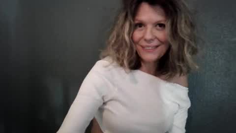 Snapshot of haileys123 chatting on 28, 7, 2026 Hailey online show from 28, 7, 2026