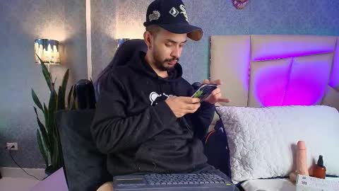 H A I R Y D I A M O N D online show from 31, 10, 2025