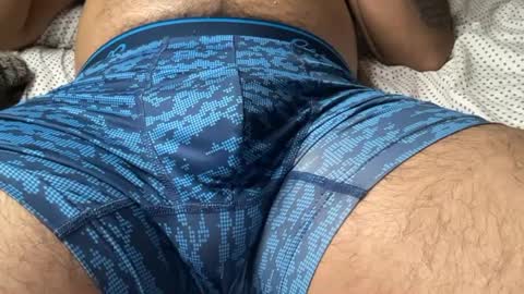 J  M online show from 4, 3, 2025