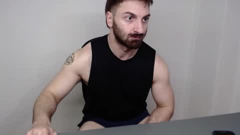 Snapshot of hairy_superman chatting on 5, 4, 2026 hairy_superman online show from 5, 4, 2026
