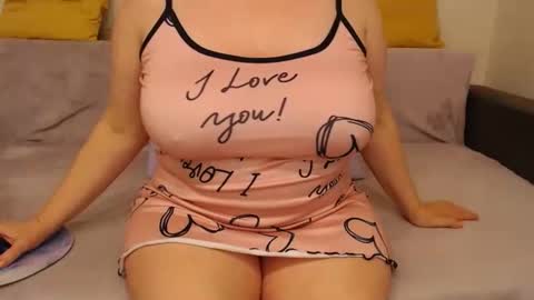 hairy vicky online show from 3, 6, 2026