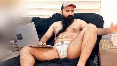 Hairy Beard Smoker online show from 8, 7, 2026