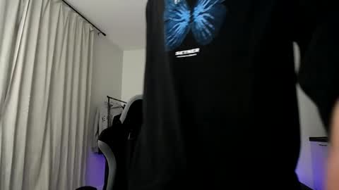 Snapshot of hairycuss chatting on 9, 3, 2025 Adam online show from 9, 3, 2025