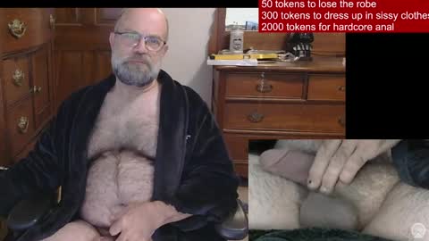 HairyDaddyBear69 online show from 8, 4, 2026