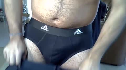 Snapshot of hairydaduncut chatting on 26, 12, 2024 hairydaduncut online show from 26, 12, 2024