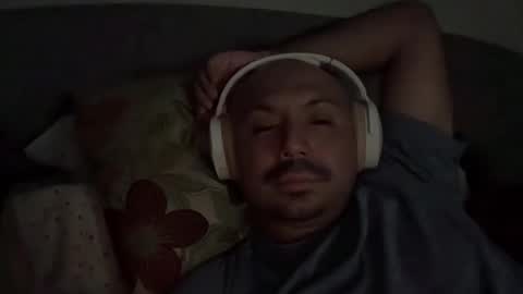 Snapshot of hairyman30000 chatting on 29, 10, 2025 hairyman30000 online show from 29, 10, 2025