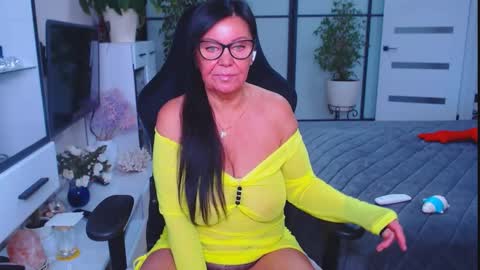 Monika online show from 18, 10, 2025