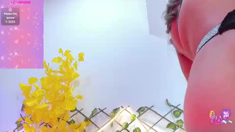 Snapshot of haley01 chatting on 13, 7, 2026 haley01 online show from 13, 7, 2026