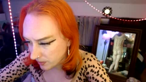 Snapshot of halovalentine chatting on 18, 6, 2026 halovalentine online show from 18, 6, 2026