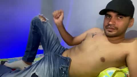 hamiltong12 online show from 28, 10, 2025