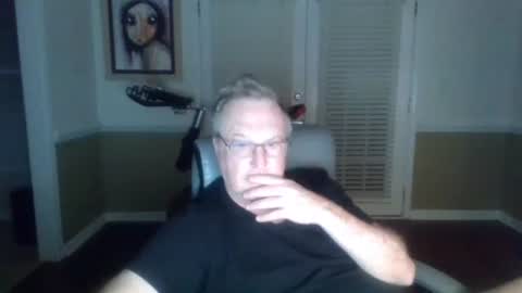 Snapshot of han63 chatting on 8, 11, 2025 Han online show from 8, 11, 2025