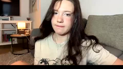 hanahwoods online show from 26, 6, 2026