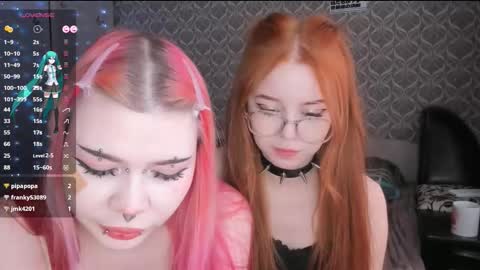 Tori and Asuna online show from 5, 3, 2026