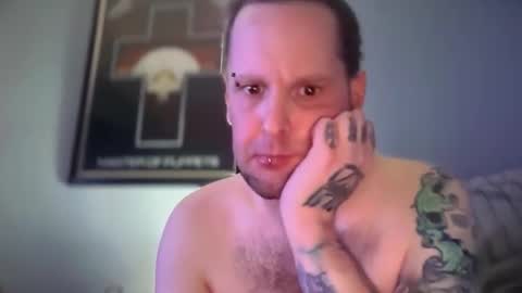 hand_banana_420 online show from 1, 3, 2026