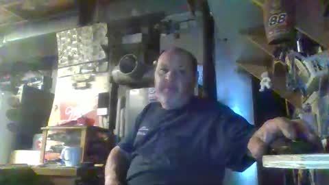 naked man online show from 23, 5, 2026