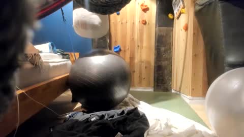 Snapshot of handncocknocum chatting on 11, 2, 2025 handncocknocum online show from 11, 2, 2025