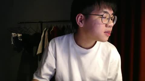 handsome_mannn online show from 14, 12, 2024