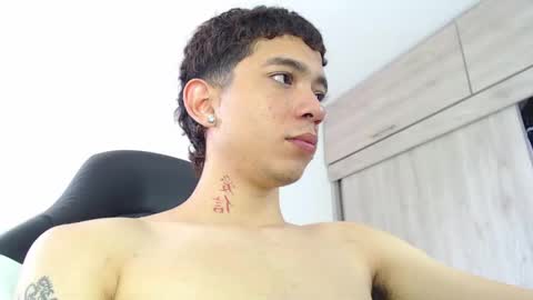 Snapshot of handsome_white1 chatting on 24, 9, 2025 jorge daniel online show from 24, 9, 2025