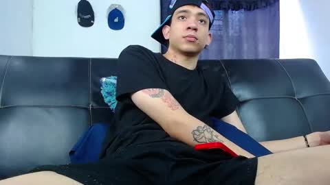 Snapshot of handsome_white1 chatting on 4, 10, 2025 jorge daniel online show from 4, 10, 2025