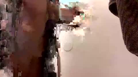 Snapshot of handsomeda1 chatting on 24, 10, 2025 handsomeda1 online show from 24, 10, 2025