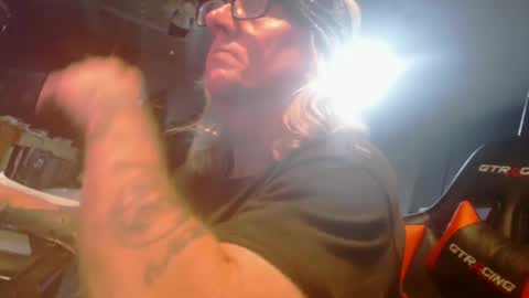 Snapshot of handyman5303 chatting on 18, 12, 2024 Handystudman online show from 18, 12, 2024