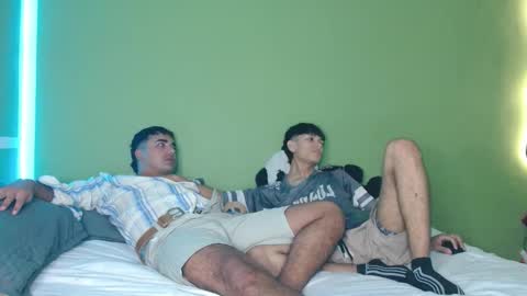 Snapshot of hank_hand chatting on 13, 11, 2025 hank_hand online show from 13, 11, 2025