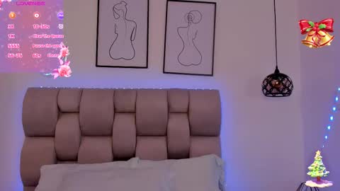 hanna__evans_ online show from 14, 12, 2025