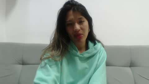 Hanna  online show from 10, 4, 2026